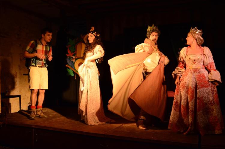 11148211_1071076476288745_2109235330247846703_o